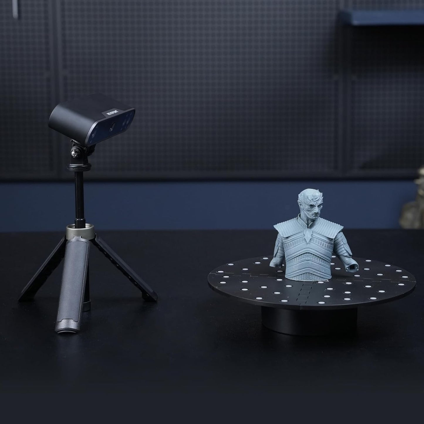 Revopoint Portabler Drehtisch Mit Markerabdeckung Zum Einfachen Scannen Von Nicht-Objekten Und Kleinen Bis Mittelgroßen Objekten, Geeignet Für Alle 3D-Scanner